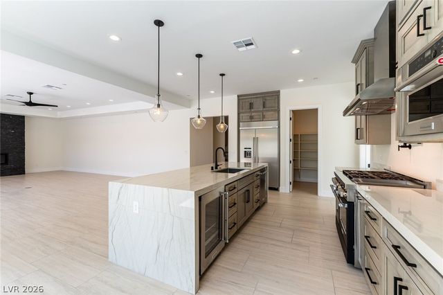 3423 Spanish Winds Court, Las Vegas, NV 89141