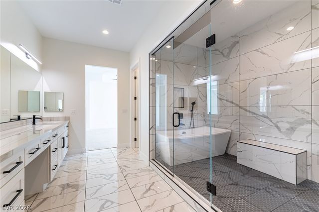3423 Spanish Winds Court, Las Vegas, NV 89141