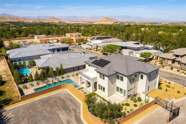 3423 Spanish Winds Court, Las Vegas, NV 89141