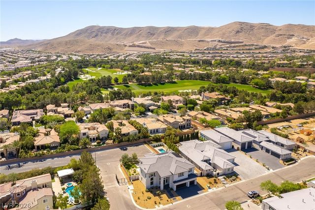3423 Spanish Winds Court, Las Vegas, NV 89141
