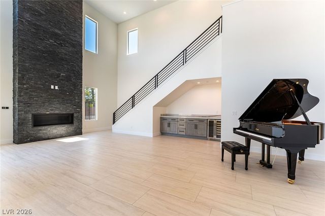 3423 Spanish Winds Court, Las Vegas, NV 89141
