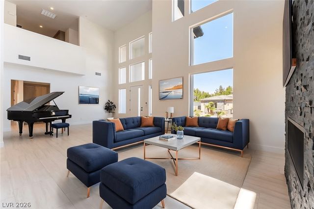 3423 Spanish Winds Court, Las Vegas, NV 89141