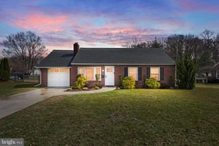 64 SPARKS AVE, Pennsville, NJ 08070