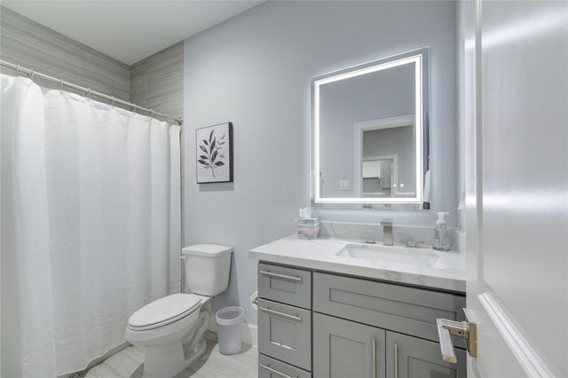 10021 Alfred Lane B, Houston, TX 77041