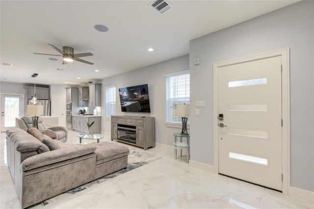 10021 Alfred Lane B, Houston, TX 77041