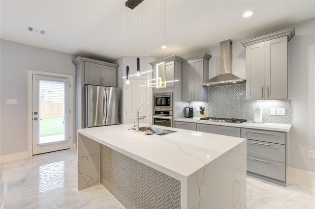 10021 Alfred Lane B, Houston, TX 77041