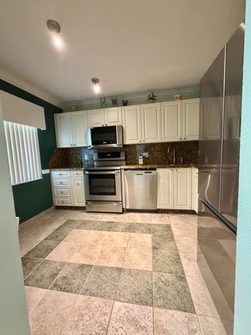 21785 Cypress Drive 46B, Boca Raton, FL 33433
