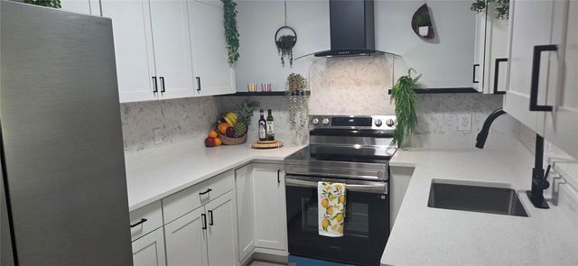 1152 NE 9TH STREET, Ocala, FL 34470