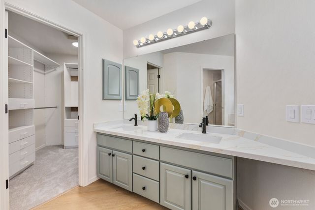 24517 145th Place SE, Kent, WA 98042