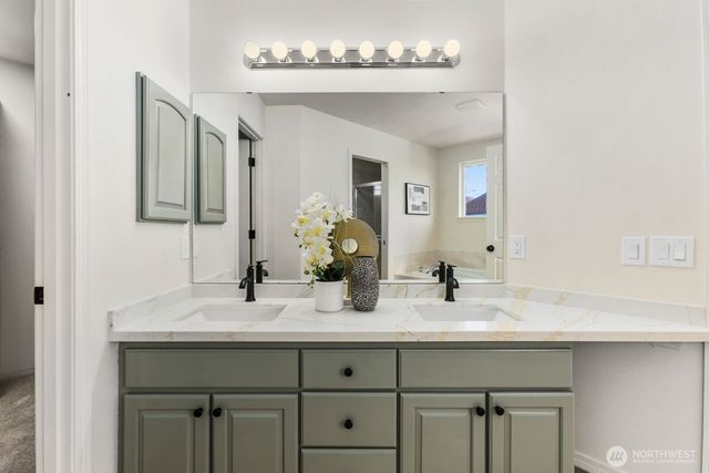 24517 145th Place SE, Kent, WA 98042