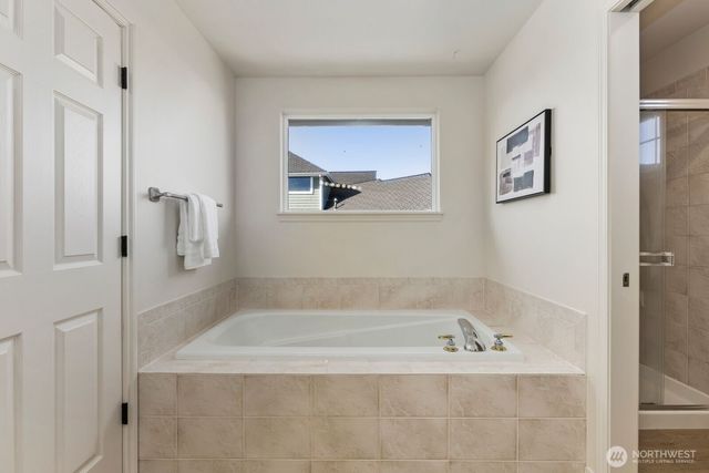 24517 145th Place SE, Kent, WA 98042