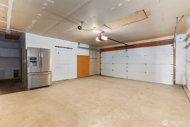 24517 145th Place SE, Kent, WA 98042