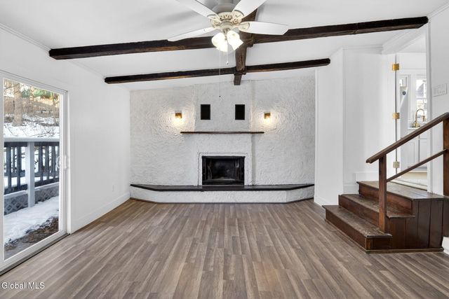 41 Atlantic Avenue, North Greenbush, NY 12198