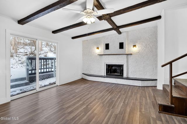 41 Atlantic Avenue, North Greenbush, NY 12198