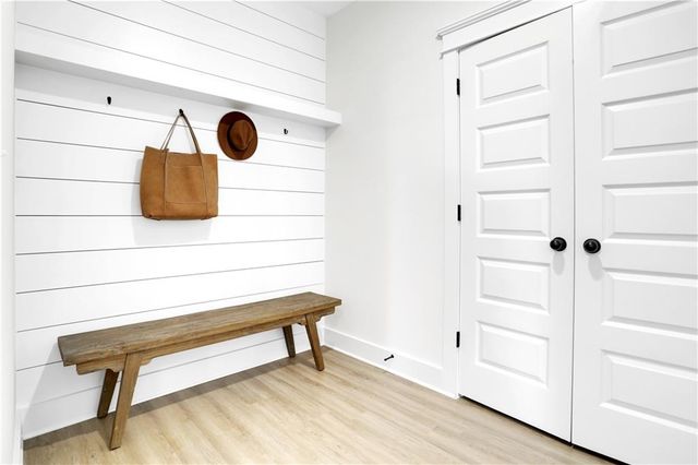 6708 Cambridge Drive, Flowery Branch, GA 30542