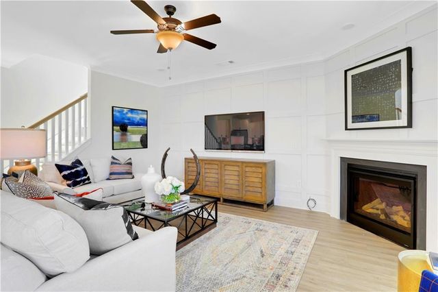 6708 Cambridge Drive, Flowery Branch, GA 30542