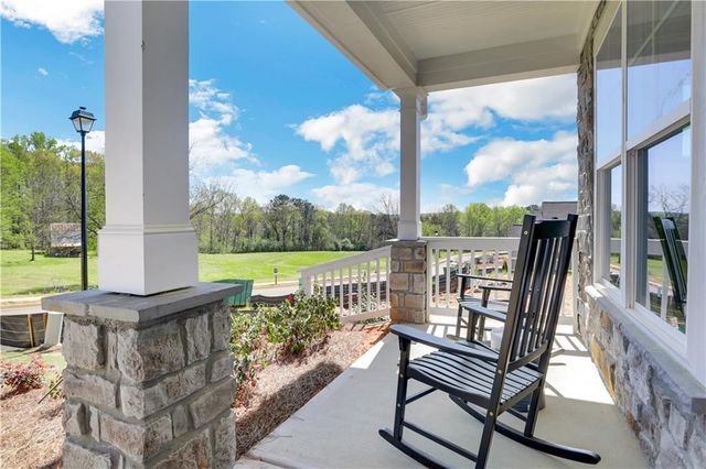 6708 Cambridge Drive, Flowery Branch, GA 30542
