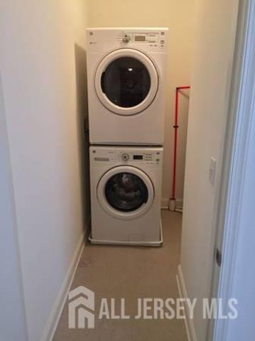 454 Gawron Court, Parlin, NJ 08859