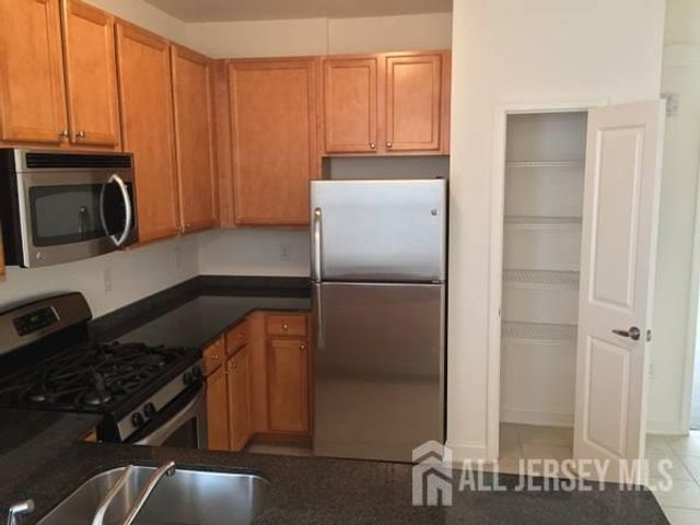 454 Gawron Court, Parlin, NJ 08859