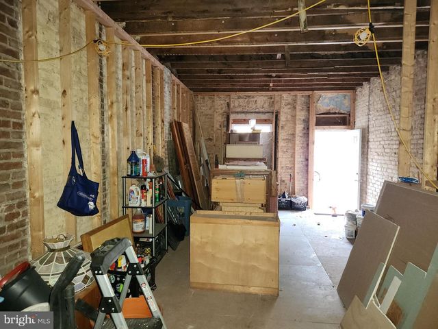 2520 W FAYETTE ST, Baltimore, MD 21223