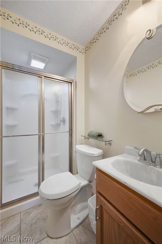 1016 W Pine Lake Road, North Lima, OH 44452