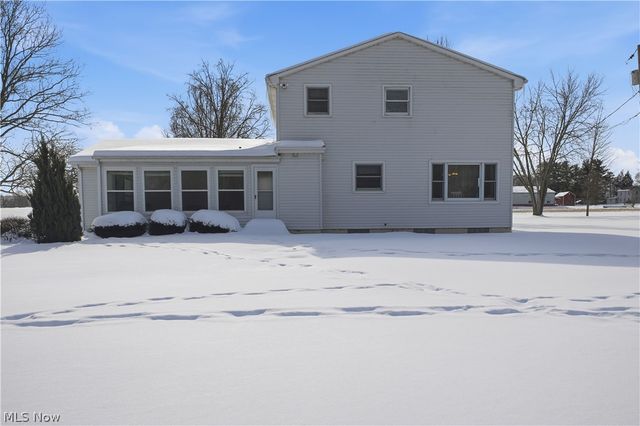 1016 W Pine Lake Road, North Lima, OH 44452