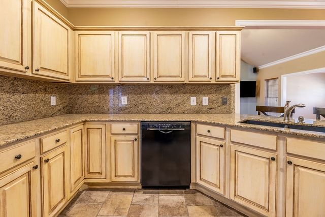 3420 E Madison Avenue, Fayetteville, AR 72701