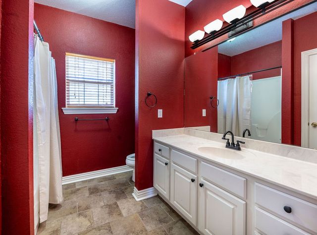 3420 E Madison Avenue, Fayetteville, AR 72701