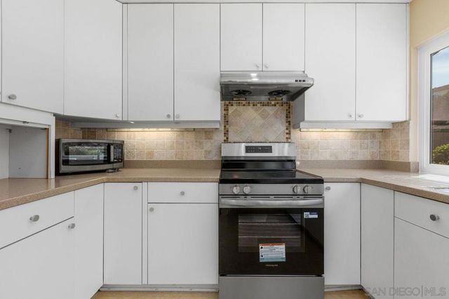 17054 Matinal, San Diego, CA 92127