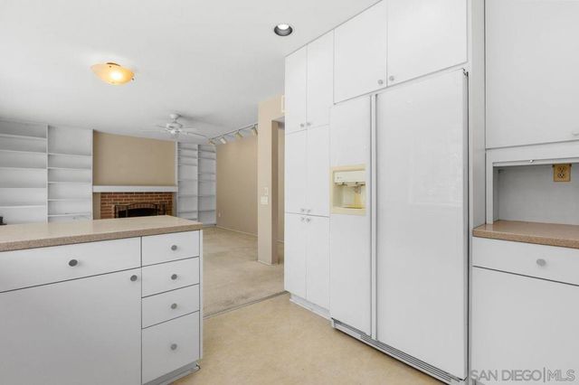 17054 Matinal, San Diego, CA 92127