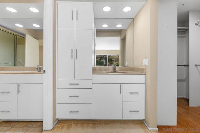 17054 Matinal, San Diego, CA 92127