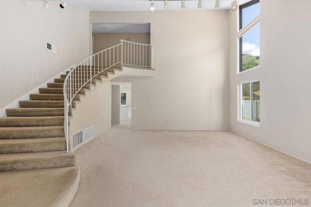 17054 Matinal, San Diego, CA 92127