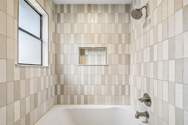 13109 Sinton LN, Austin, TX 78729