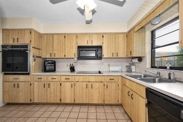 6321 EMERSON DRIVE, New Port Richey, FL 34653