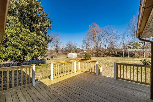 2936 Lyndale Dr, Nashville, TN 37207