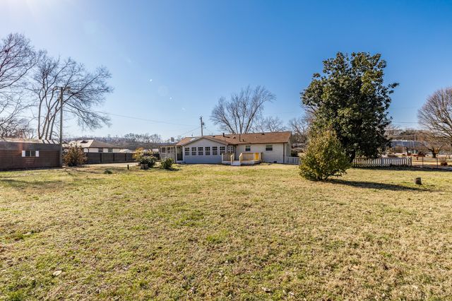 2936 Lyndale Dr, Nashville, TN 37207