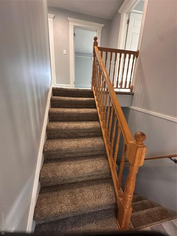 24 Kellogg Street, Oyster Bay, NY 11771