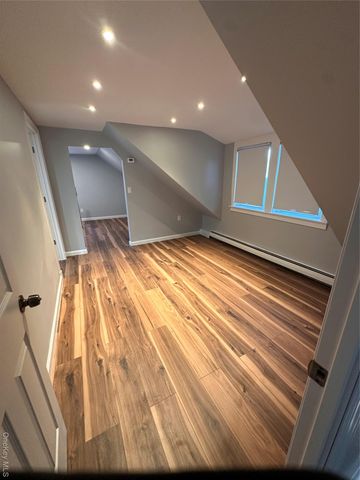 24 Kellogg Street, Oyster Bay, NY 11771