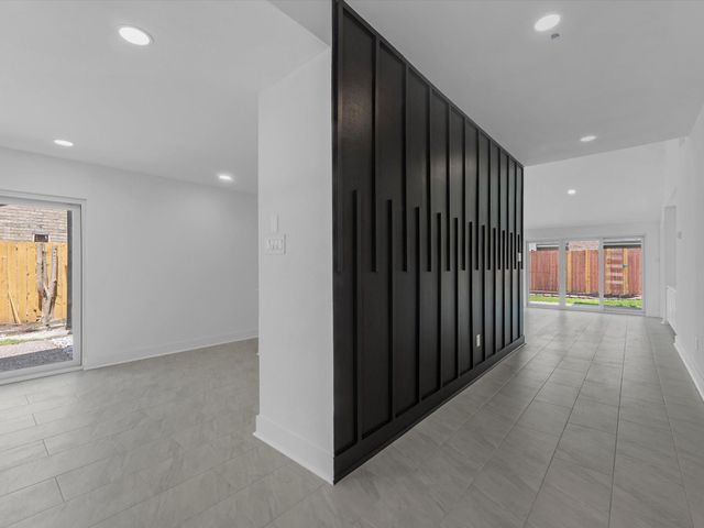 2231 Round Lake Drive, Houston, TX 77077