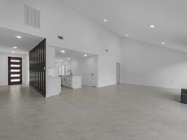 2231 Round Lake Drive, Houston, TX 77077