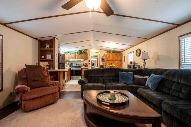 190 E Sycamore Lane, Murchison, TX 75778