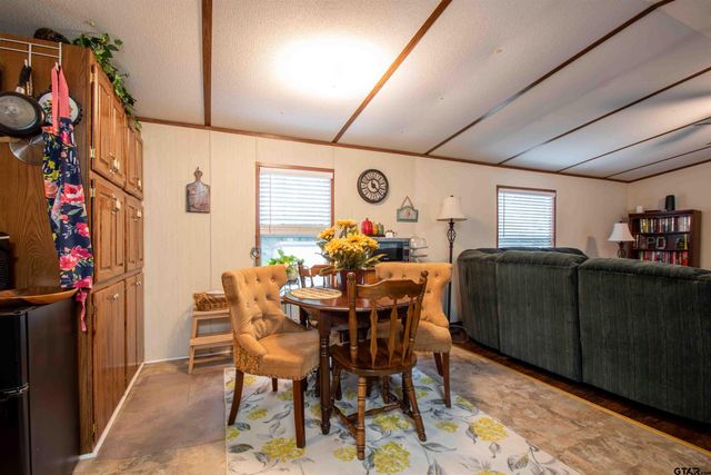 190 E Sycamore Lane, Murchison, TX 75778