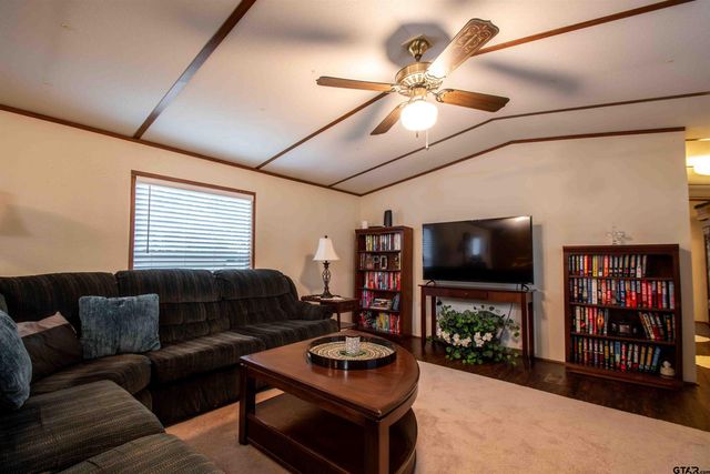 190 E Sycamore Lane, Murchison, TX 75778