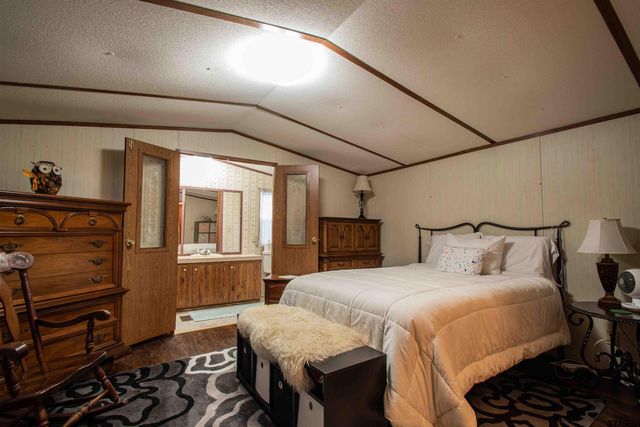 190 E Sycamore Lane, Murchison, TX 75778