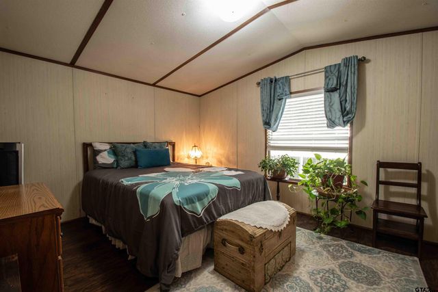 190 E Sycamore Lane, Murchison, TX 75778