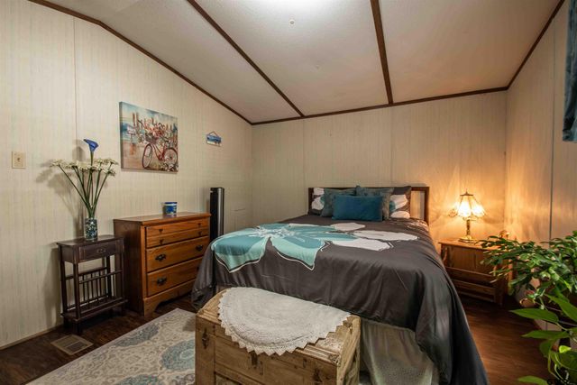 190 E Sycamore Lane, Murchison, TX 75778