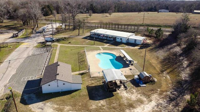 190 E Sycamore Lane, Murchison, TX 75778