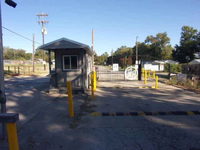 190 E Sycamore Lane, Murchison, TX 75778