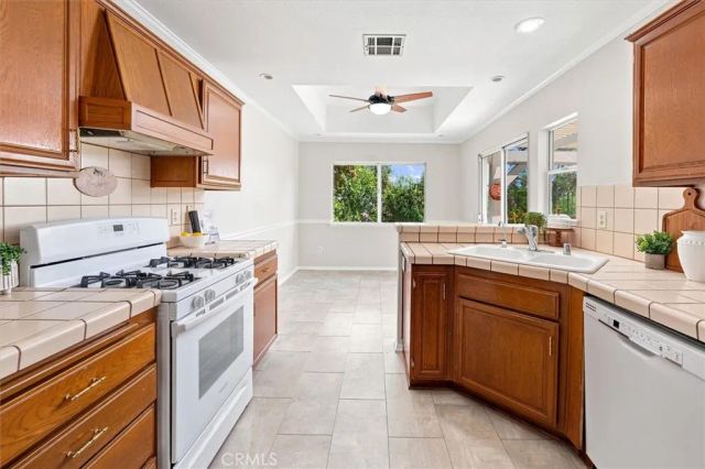 26012 Lucerne Court, Valencia, CA 91355