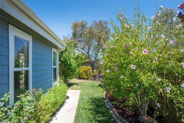 26012 Lucerne Court, Valencia, CA 91355